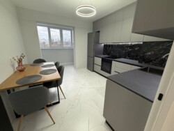 ������ 3� �������� 93,6�2 �� Navigator 2 ������������ 22 ������� ���� 17