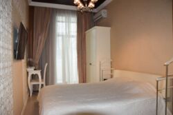 Продам 2кімн. квартиру метро Університет-700м, біля Ботанічного саду Фоміна(50м), вул.Назарівська, Саксаганського Дизайнерський ремонт фото 15 Продам 2кімн. квартиру метро Університет-700м, біля Ботанічного саду Фоміна(50м), вул.Назарівська, Саксаганського Дизайнерський ремонт фото 15