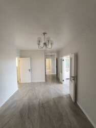 Продам квартиру, свіжий сучасний ремонт, міцний будинок , 7 поверх. фото 18 Продам квартиру, свіжий сучасний ремонт, міцний будинок , 7 поверх. фото 18