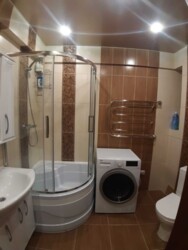 3х кім. квартира вул.Милославська 4 будинок з генератором. фото 15 3х кім. квартира вул.Милославська 4 будинок з генератором. фото 15