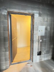 ������ 1-� �������� �� DOCK 32 ���� 8