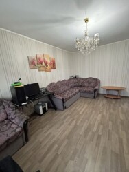 Продаж 2к квартири на вул. Прирічна 17г фото 3 Продаж 2к квартири на вул. Прирічна 17г фото 3