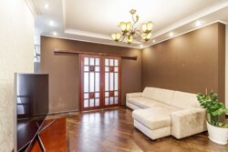 �� ���������������, �����.������������� 4�, ������, 87 �2. ���� 1