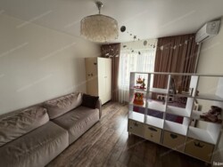 ������ 2� ��������, �������, ���������� 20�, ����� �������� ���������. ���� 1