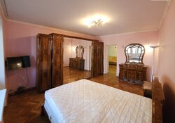 Продаж 3к квартири, 108 кв. м, на вул. Олеся Гончара 62 фото 12 Продаж 3к квартири, 108 кв. м, на вул. Олеся Гончара 62 фото 12