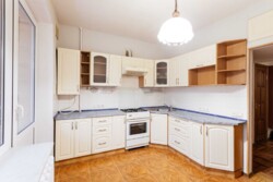 Продаж 3-к квартири Тютюнника 5-Б фото 1 Продаж 3-к квартири Тютюнника 5-Б фото 1