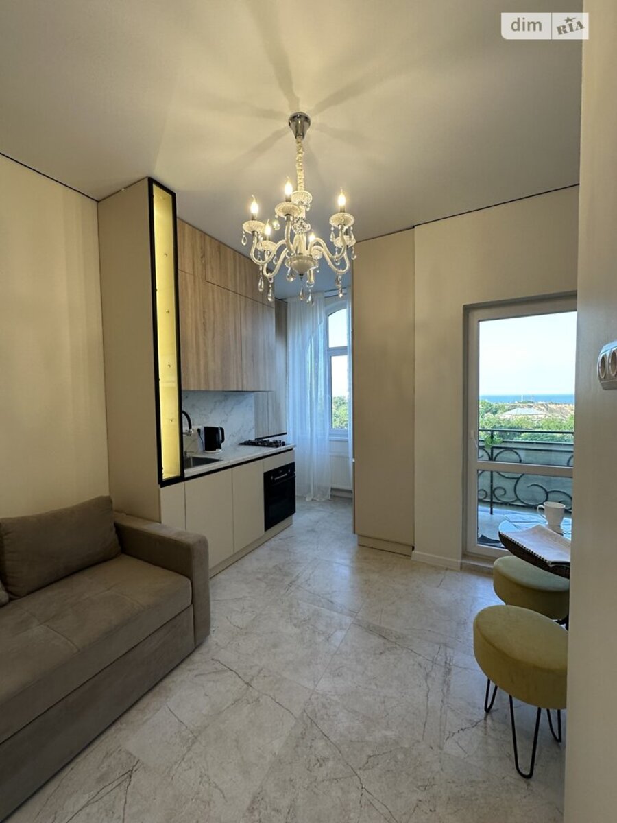 �� Avinion, ���� ������������, 39,6 �², ����������� ������ � ������� ���� 1