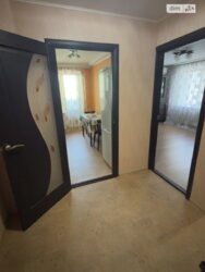 �������� �������� ����� � 3-��������� 65,8 �² � ����������� � ��������, ������� ������ ���� 2