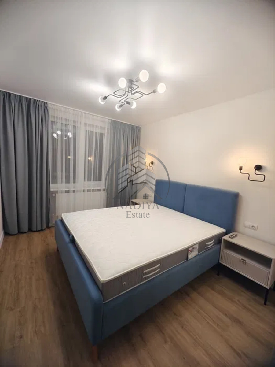 ��������� 1-������� �������� � ������� ������� � �����, ���. ���������, �� R2 Resident ���� 1
