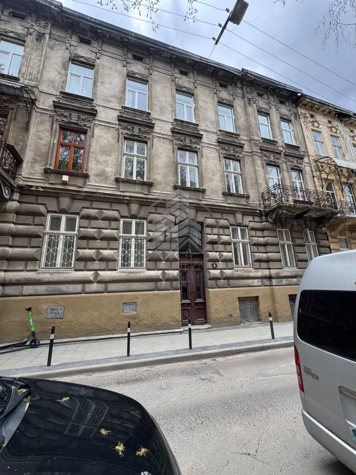 Продаж 3-кімнатної квартири по вул. Чернігівська фото 1 Продаж 3-кімнатної квартири по вул. Чернігівська фото 1