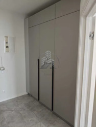������ ������� 1-������� �������� � ��������� �� Resident Hall, ���. ���������� ���� 7