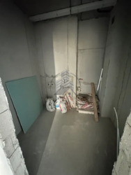 ������ 2-������� �������� � �� 'Resident Hall' ���� 8