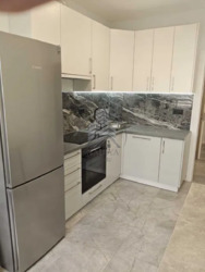 ������ ������� 1-������� �������� � ��������� �� Resident Hall, ���. ���������� ���� 4