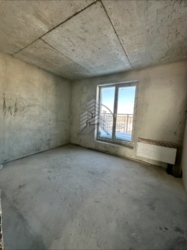 ������ 2� �������� � ������-���䳺� � �� Q-4 �Quoroom Avenue�. ���� 8