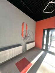 ������ 2� �������� � ������-���䳺� � �� Q-4 �Quoroom Avenue�. ���� 3