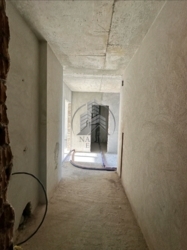 ������ 2� �������� � ������-���䳺� � �� Q-4 �Quoroom Avenue�. ���� 5