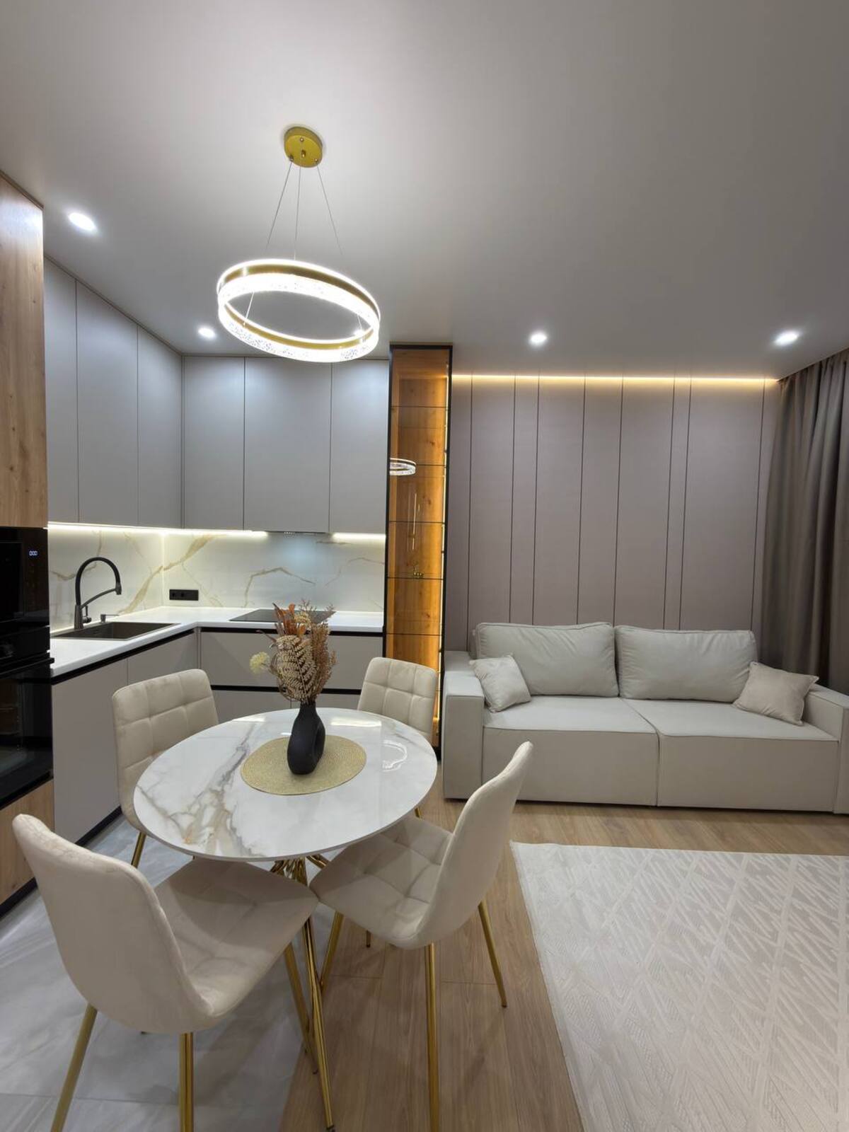 1 кімнатна квартира з дорогим ремонтом, 66 Перлина Меблі Техніка фото 1 1 кімнатна квартира з дорогим ремонтом, 66 Перлина Меблі Техніка фото 1