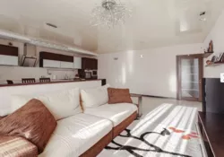 �������� �������� �������� ����������, ��. �����������, �� ̳��������, �������� ����� 135 ��.�., ��� ��������, �� ���泿. ������ ���� 4