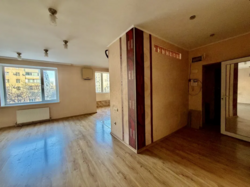 Простора 3 кім квартира 105м з кухнею-вітальнею 30м та газовим опаленнням. фото 12 Простора 3 кім квартира 105м з кухнею-вітальнею 30м та газовим опаленнням. фото 12