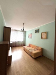 �������� 3-���. ��������, 6/10, �������� �������. ����� ������, ���� �� ������� ���� 19