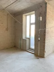 Двохрівнева квартира, стан від будівельників, у новому цегляному будинку 2-х конт АГВ. фото 5 Двохрівнева квартира, стан від будівельників, у новому цегляному будинку 2-х конт АГВ. фото 5