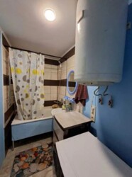 Продам 2-х кімнатну квартиру в центрі фото 4 Продам 2-х кімнатну квартиру в центрі фото 4
