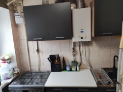 Продам 2-кімн квартиру на Михайла Комарова вул. фото 2 Продам 2-кімн квартиру на Михайла Комарова вул. фото 2