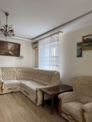 �������� 3-���. ��������, 6/10, �������� �������. ����� ������, ���� �� ������� ���� 9