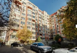 �������� �������� �������� ����������, ��. �����������, �� ̳��������, �������� ����� 135 ��.�., ��� ��������, �� ���泿. ������ ���� 21