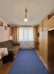 Затишна кімната у чистому гуртожитку по вулиці Бахмутська фото 1 Затишна кімната у чистому гуртожитку по вулиці Бахмутська фото 1