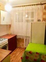 Тепла квартира в цегляному будинку на 1 поверсі фото 1 Тепла квартира в цегляному будинку на 1 поверсі фото 1
