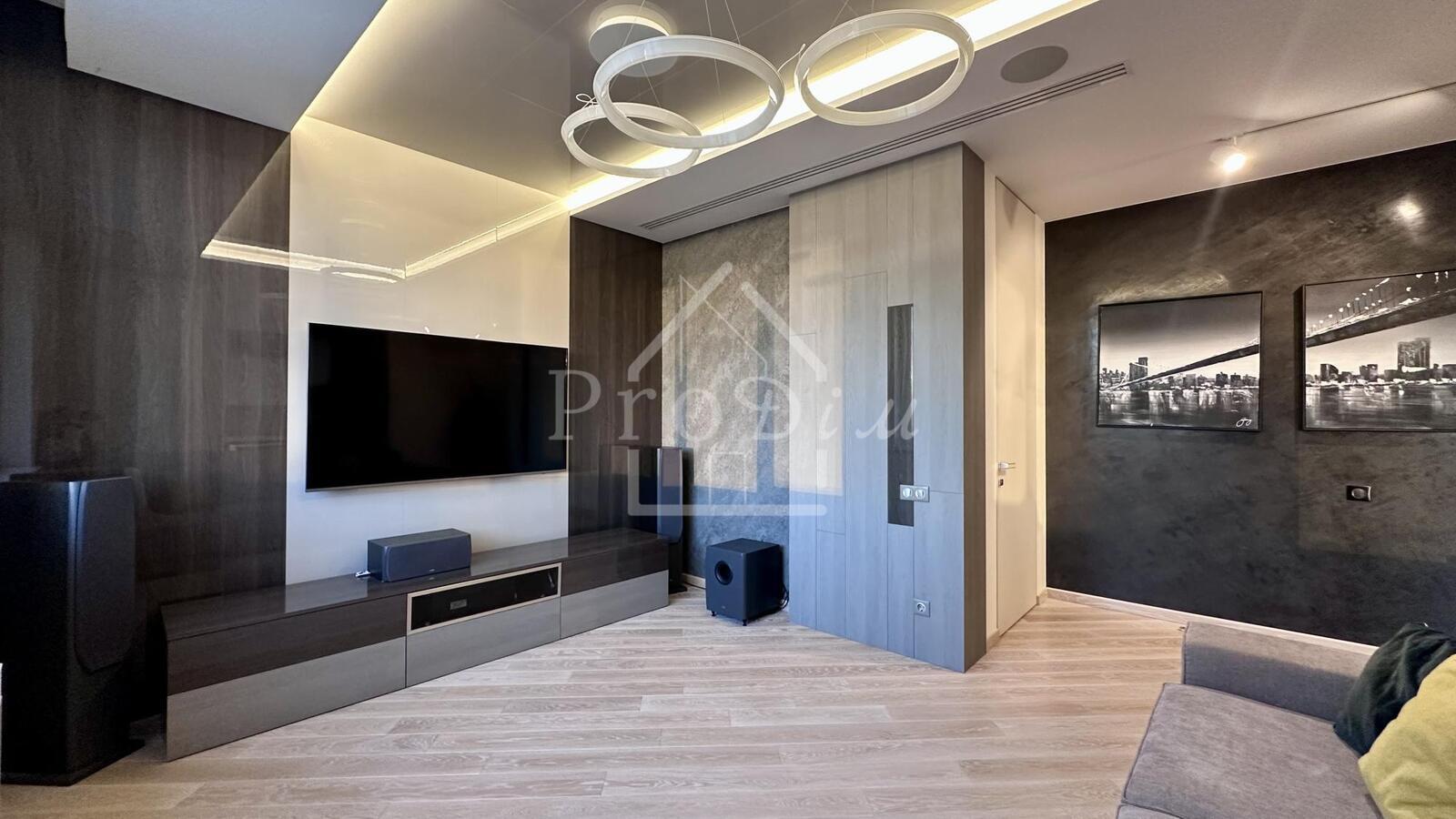 ������ �������� 91 �2 �� River Stone г��� ���� �����-���� ������ ���� 1