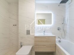 ������ 3-� �������� �� �������. ������� 54 � ���� 15