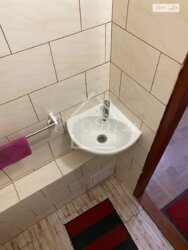 ������ 1� �������� 49 �2 ���������� 5 �� �������� ���� 17