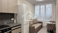 Продаж квартира з ремонитом ЖК Південний Квартал Сім'ї Стешенків 9 фото 8 Продаж квартира з ремонитом ЖК Південний Квартал Сім'ї Стешенків 9 фото 8