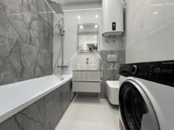 ������ �������� 36�2 � �������� �� ������� �� Svitlo park ��������+ ���� 12