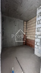 ������ �������� 101,7�2 �� ������������ ������ ���������� 4 ����� ���� 14