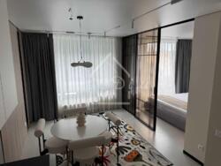 ������ 1� �������� �����-����� � �� White Lines (���� �����) ���� 6