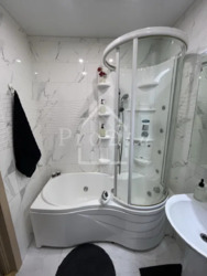 ������ 1� �������� 40�2 �� ����������� ̳�������� ���� 18