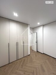 ������ 2� �������� � ������� �� ����������� 3 ���� 12