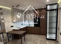 ������ 2� �������� 66.4 �2 ���. ���� ������ 8 �� ������ 8 ���� 1