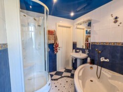Продам 4х кімнатну квартиру фото 16 Продам 4х кімнатну квартиру фото 16
