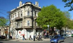 Продається простора 3-кімнатна квартира на вул. Караванського (колишня Жуковського) / Олександрівський проспект. фото 1 Продається простора 3-кімнатна квартира на вул. Караванського (колишня Жуковського) / Олександрівський проспект. фото 1