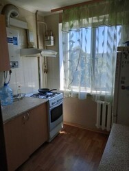 Продається 2-х кімнатна квартира на 4 поверсі 5-ти поверхового будинку, тихе місце розташування фото 1 Продається 2-х кімнатна квартира на 4 поверсі 5-ти поверхового будинку, тихе місце розташування фото 1