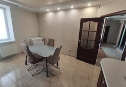 Продаж 5к квартири 170 кв. м фото 3 Продаж 5к квартири 170 кв. м фото 3