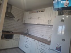 ������ 1� �������� 49 ��. � �� ���. 600-���� ���� 12