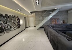 Продаж 5к квартири 200 кв. м фото 1 Продаж 5к квартири 200 кв. м фото 1