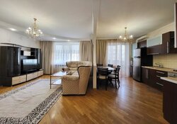 Продаж 3к квартири 88 кв. м фото 5 Продаж 3к квартири 88 кв. м фото 5