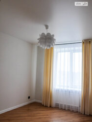 ������ 3� �������� 84.9 ��. � �� ���. ������, 36 ���� 20