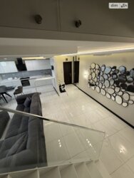 Продаж 5к квартири 200 кв. м на бул. Свободи 8 фото 2 Продаж 5к квартири 200 кв. м на бул. Свободи 8 фото 2